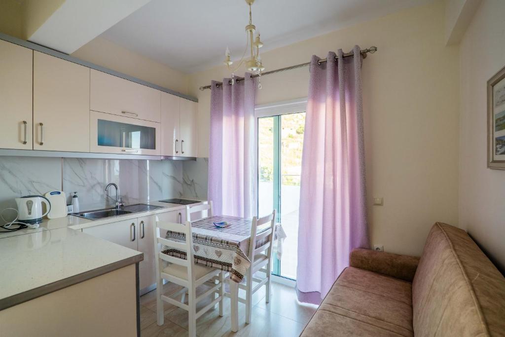 kosta apt